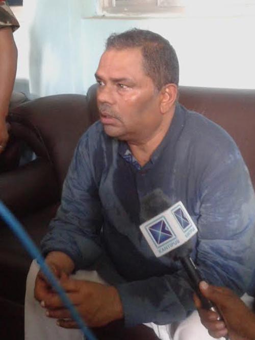 Deputy Prime Minister and Minister of Health and Chairman of Federal Socialist Forum-Nepal Upendra Yadav talking to the local media in Rajbiraj, Saptari, on Tuesday, September 18, 2018. Photo: THT