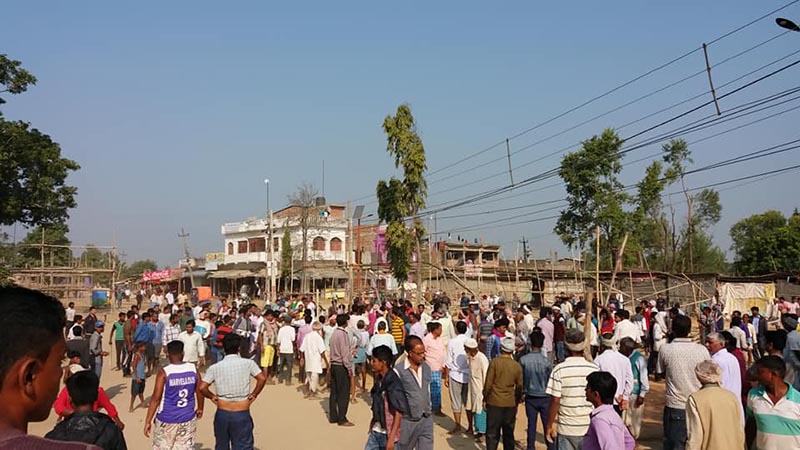 Locals gathering after a clash erupted over a dispute related to worship venue for the upcoming Chhath festival in Bariyapur, Bara, on Monday, October 29, 2018. Photo: THT