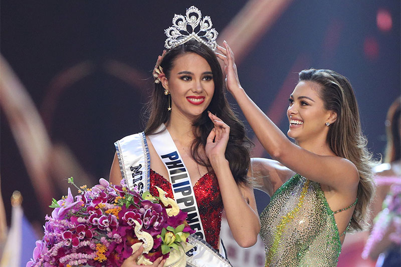 Miss Philippines Catriona Gray is crowned Miss Universe during the final round of the Miss Universe pageant in Bangkok, Thailand, December 17, 2018. Photo: Reuters