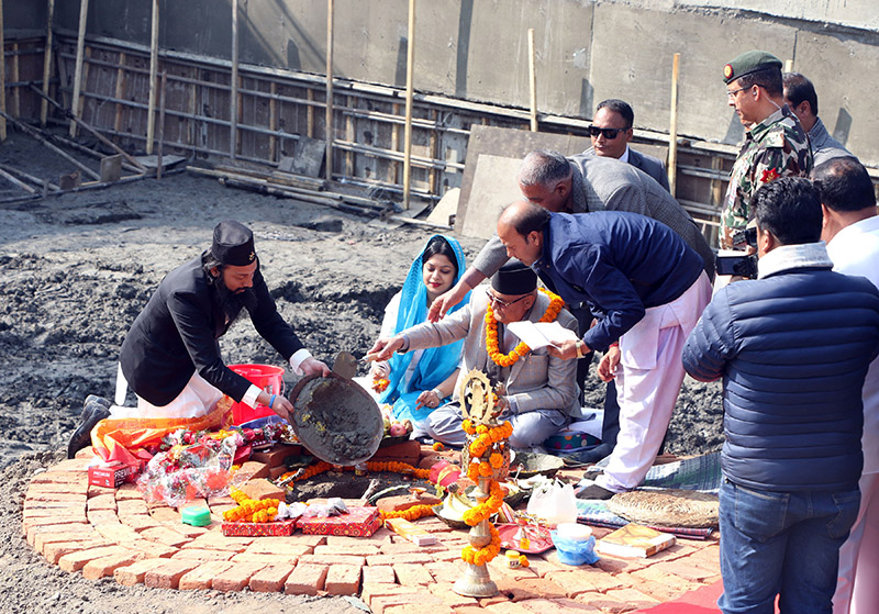 Prime Minister KP Sharma Oli laying the foundation-stone for reconstruction of Dharahara, in Sundhara, Kathmandu, on Thursday, December 27, 2018. Photo: RSS