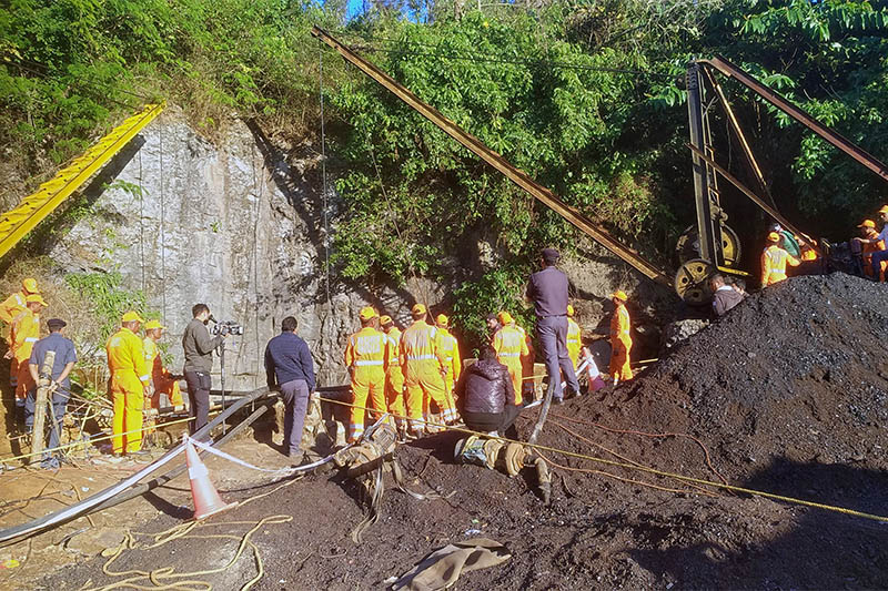 Rescuers work at the site of a coal mine that collapsed in Ksan, in the northeastern state of Meghalaya, India, December 23, 2018. Photo: Reuters