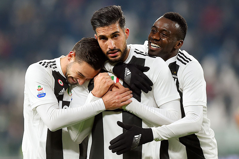 Juventus' Emre Can celebrates scoring their second goal with team mates during the Serie A match between Juventus and Chievo, at Allianz Stadium, in Turin, Italy, on January 21, 2019. Photo: Reuters