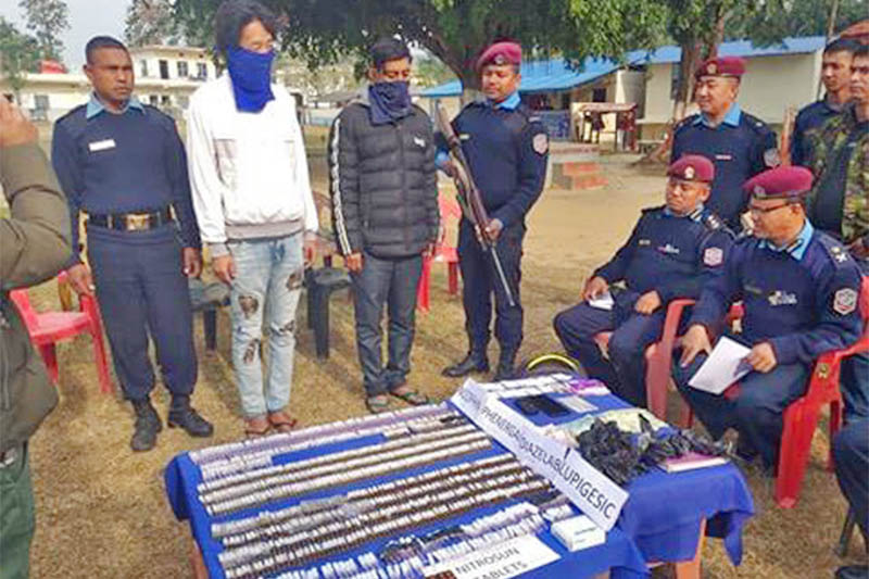 Police parade suspects along with seized drugs at DPO in Udayapur. Photo: Shyam Rai