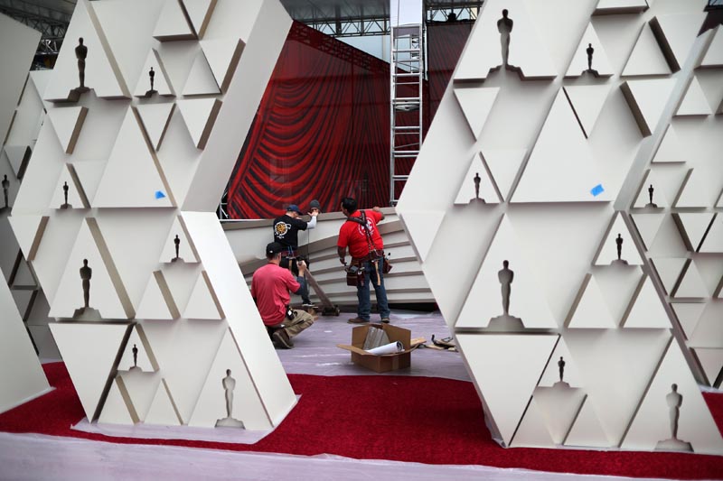 Workers construct an Oscars red carpet set as preparations continue for the 91st Academy Awards in Hollywood, Los Angeles, California, US, February 20, 2019. Photo: Reuters