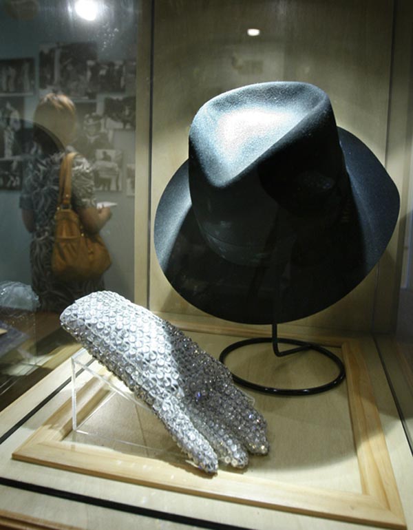 Music museums keeping Michael Jackson exhibits on display - The ...