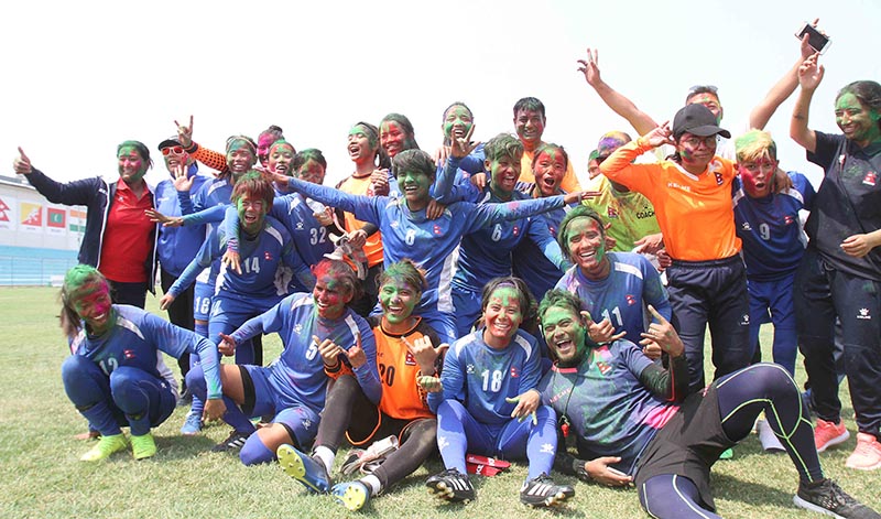 Nepali players celebrating Holi, festival of colours, on the eve of the SAFF Women’s Championship final in Biratnagar on Thursday, March 21, 2019. Photo: Udipt Singh Chhetry/THT