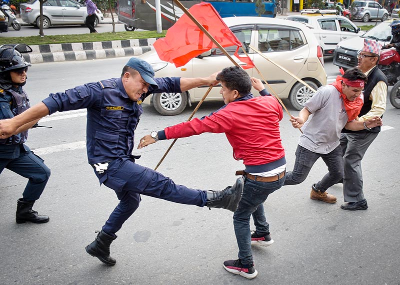Cadres of political parties clashing with security personnel during a protest in Baneshwor, on Monday, April 29, 2019. Photo: Naresh Krishna Shrestha/THT