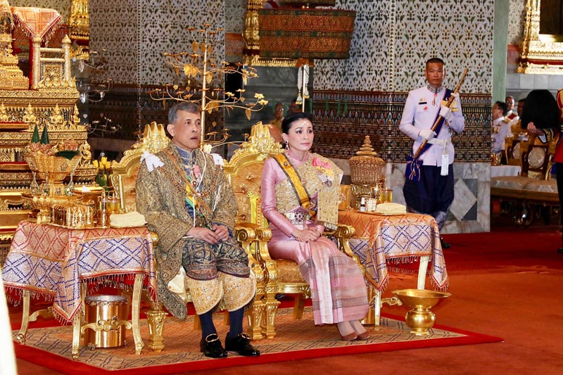 Thailand's King Maha Vajiralongkorn and Queen Suthida attend the coronation inside the Grand Palace in Bangkok, Thailand, May 4, 2019. Photo: Reuters