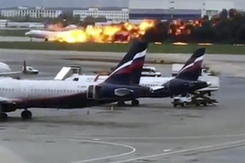 This image taken from video provided by Instagram user @artempetrovich, shows the SSJ-100 aircraft of Aeroflot Airlines on fire during an emergency landing in Sheremetyevo airport in Moscow, Russia, Sunday, May 5, 2019. Photo: @artempetrovich via AP