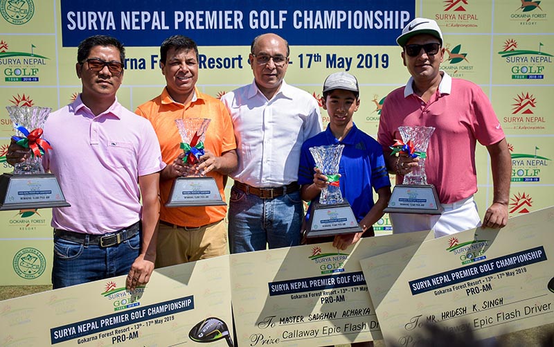 The Surya Nepal Premier Golf Championship Pro-Am title winning team members with Managing Director of Surya Nepal Pvt Ltd Abhimanyu Poddar (centre) in Kathmandu on Friday, May 17, 2019. Photo: Naresh Krishna Shrestha/THT