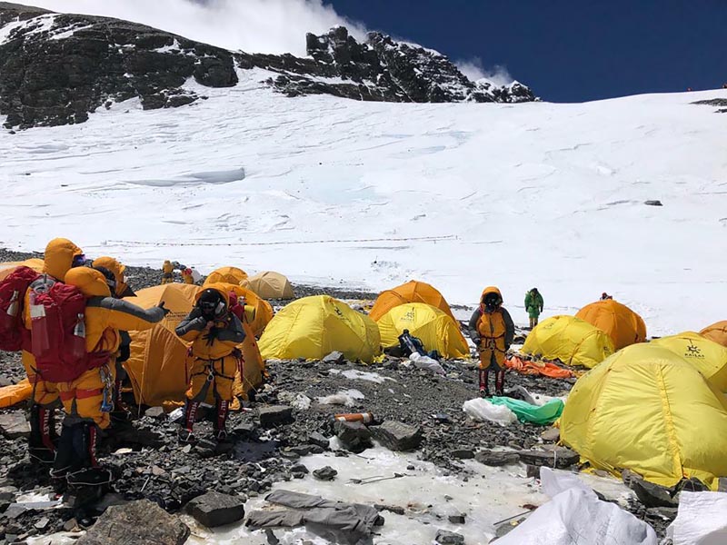 This May 21, 2019, photo provided by climber Dawa Steven Sherpa shows Camp Four, the highest camp on Mount Everest littered with abandoned tents. Photo: Dawa Steven Sherpa/Asian Trekking via AP