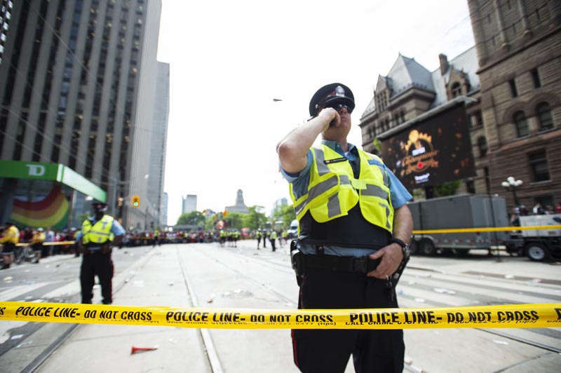 2019 Raptors Shot 4 shot, 3 arrested at Raptors rally in Toronto: Photo - The Himalayan ...