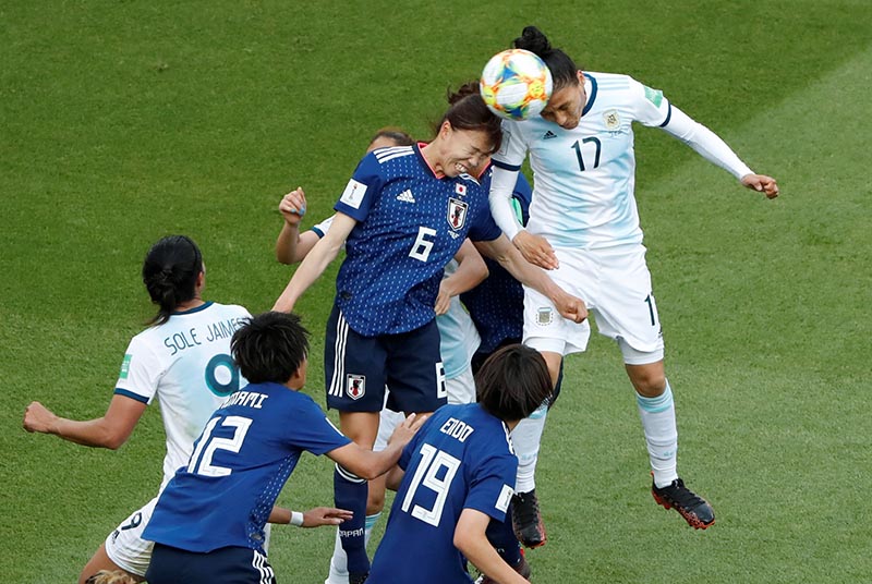 Argentina's Mariela Coronel in action with Japan's Hina Sugita during the Women's World Cup Group D match between Argentina and Japan, at Parc des Princes, in Paris, France, on June 10, 2019. Photo: Reuters