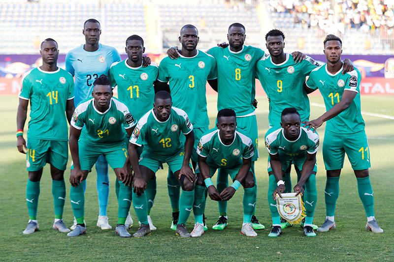 Senegal team group before the match. Photo: Reuters