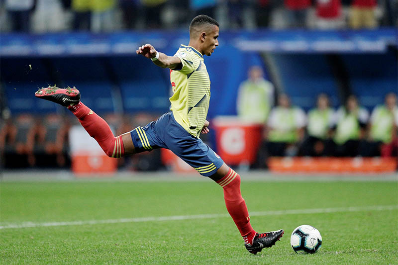 Colombia's William Tesillo misses a penalty during a penalty shootout. Photo: Reuters