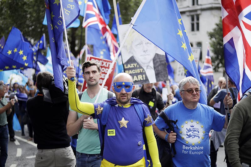 Pro-EU supporters protest during rally in London, Tuesday, September 3, 2019. Parliament was reconvening Tuesday for a pivotal day in British politics as lawmakers challenge British Prime Minister Boris Johnson's insistence that the UK will leave the European Union on October 31, 2019 even without a deal. Photo: AP