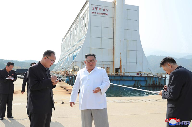 In this undated file photo provided on Oct. 23, 2019, by the North Korean government, North Korean leader Kim Jong Un, center, visits the Diamond Mountain resort in Kumgang, North Korea. File Photo: AP