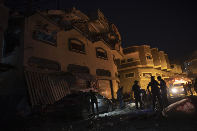 Palestinians check the damage of a house targeted by Israeli missile strikes in Gaza City, Tuesday, November 12, 2019. The Israeli military says it has struck a Gaza City house, targeting a commander from the Islamic Jihad group in a resumption of pinpointed killing. Photo: AP