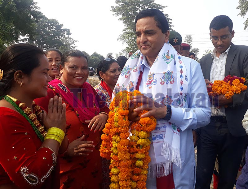 Minister of Tourism and Civil Aviation Yogesh Bhattarai being welcomed at Jitpursimara Sub-metropolis, in Bara, on Sunday. Photo: THT