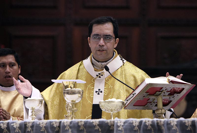 In this Jan. 8, 2012 file photo, San Salvador's Archbishop Jose Luis Escobar Alas celebrates Mass at the Metropolitan Cathedral in San Salvador, El Salvador. File Photo: AP