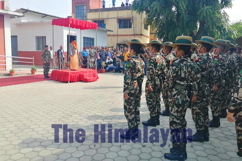 The province ministers, lawmakers, government employees and security personnel extend welcome to newly appointed Governor of Sudurpaschim Province, Sharmila Kumari Panta, in Dhangadhi Sub-metropolitan City, Kailali district, on Thursday, November 7, 2019. Photo: Tekendra Deuba/THT