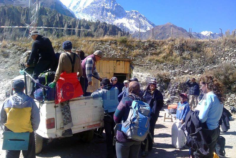 Locals migrating outside the district to avoid the freezing cold, in Manang, on Sunday, Decenber 8, 2019. Photo: THT