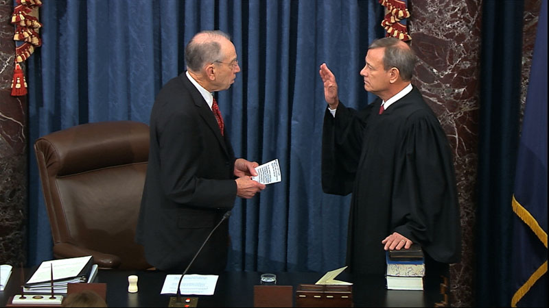 In this image from video, President Pro Tempore of the Senate Sen. Chuck Grassley, R-Iowa., swears in Supreme Court Chief Justice John Roberts as the presiding officer for the impeachment trial of President Donald Trump in the Senate at the U.S. Capitol in Washington, Thursday, Jan. 16, 2020. Photo: AP