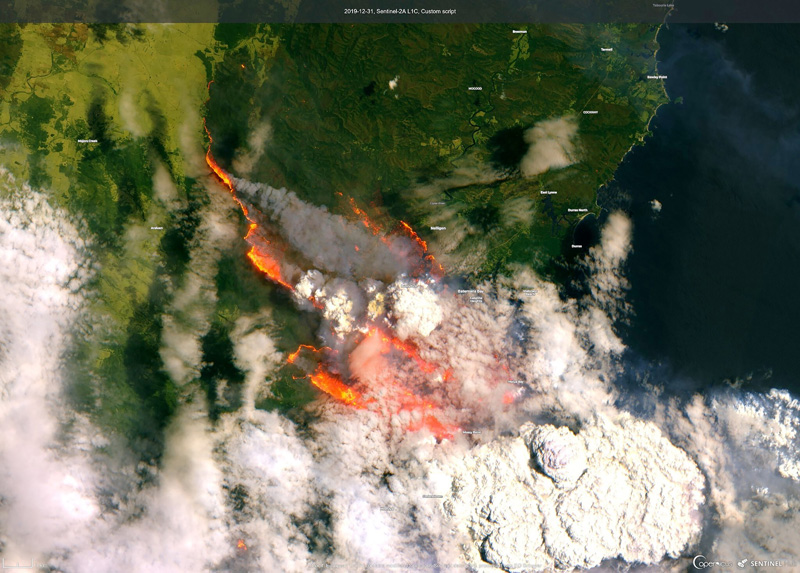 In this satellite image released by Copernicus Sentinel imagery, 2020 twitter page dated Dec 31, 2019, shows wildfires burning across Australia. Photo: Copernicus Sentinel Imagery via AP