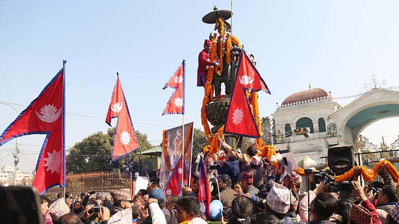 People gathering near the statue of late King Prithvi Narayan Shah to mark the 298th Prithvi Jayanti, in front of Singha Durbar, Kathmandu, on Sunday, January 12, 2020. Photo: THT