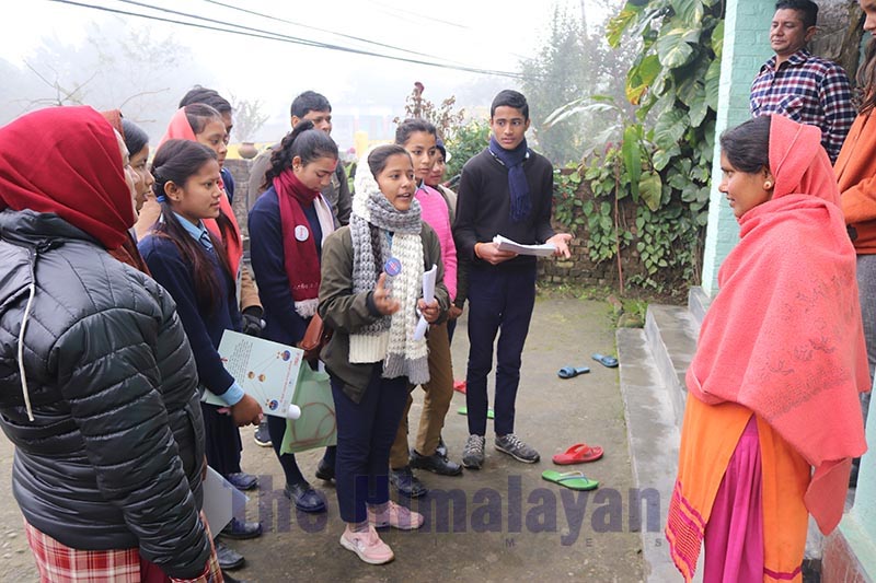 Students of Dhangadi Namuna Secondary School participating in awareness campaign on sexual and reproductive health, in Kailali, on Thursday, January 23, 2020. Photo: Tekendra Deuba/THT