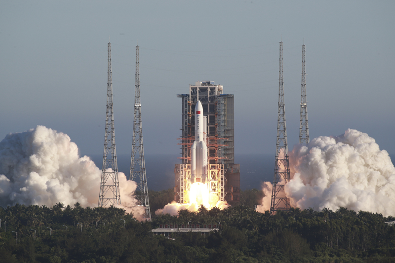China's new large carrier rocket Long March-5B blasts off from the Wenchang Space Launch Center in southern China's Hainan Province, May 5, 2020. Photo: Tu Haichao/Xinhua via AP