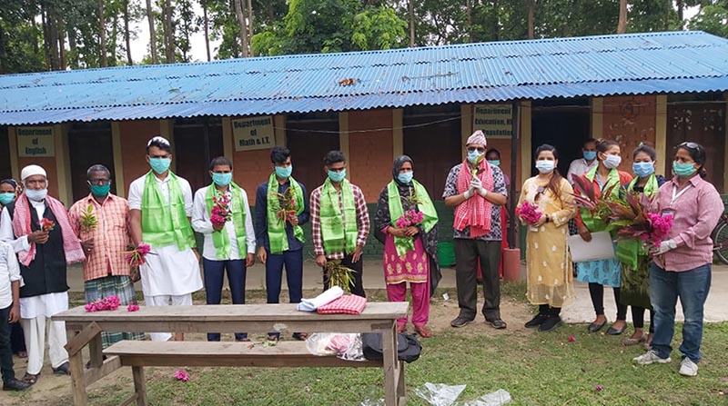 This image shows quarantined people, residents of Bhulke, being bidden farewell, at Triyuga Multiple Campus, in Triyuga Municipality-3, Udayapur district, on Wednesday, May 27, 2020. Photo: Shyam Rai/THT