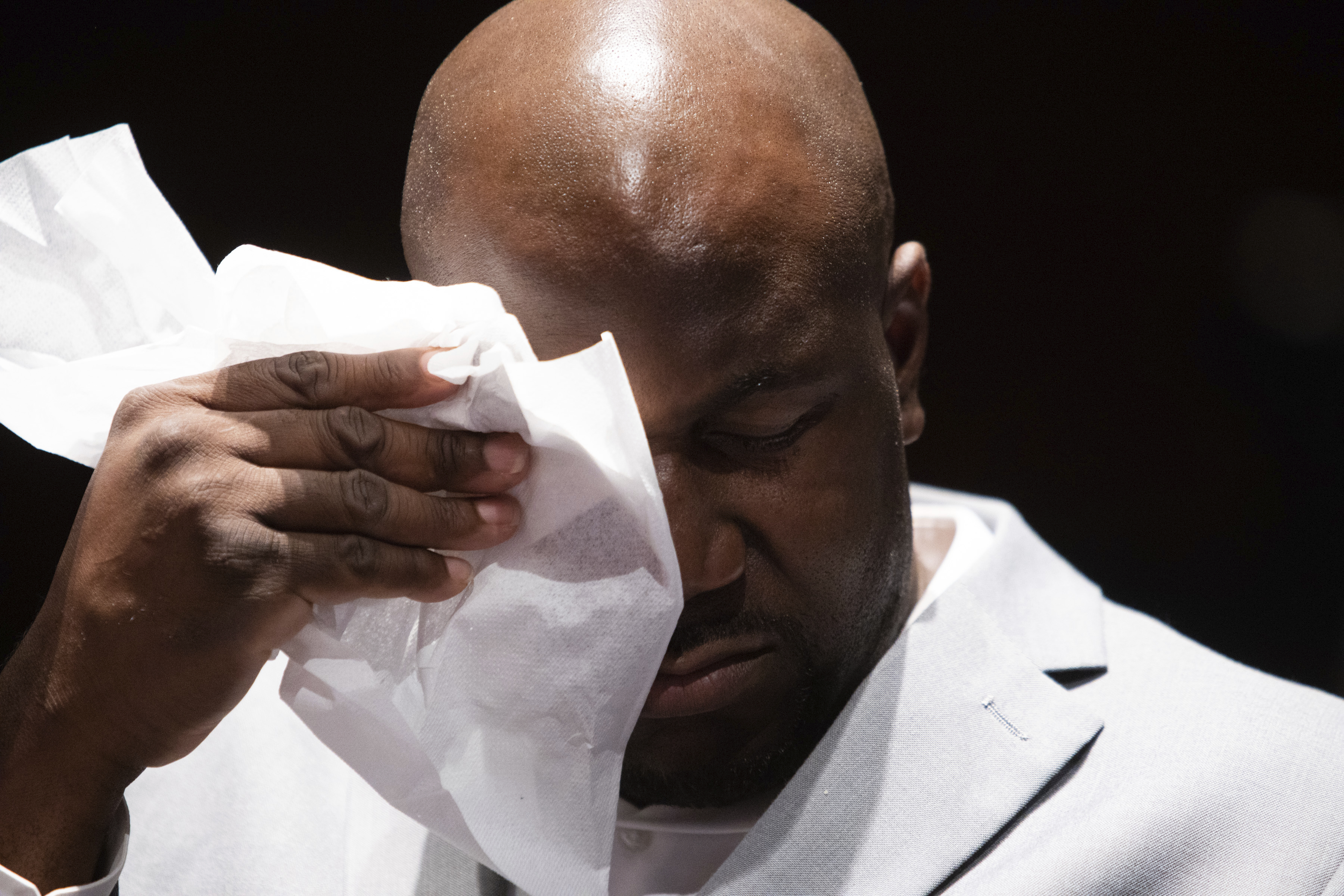 Philonise Floyd, a brother of George Floyd, reacts as he describes the pain of losing his brother as he testifies during a House Judiciary Committee hearing on proposed changes to police practices and accountability on Capitol Hill, Wednesday, June 10, 2020, in Washington. Photo: AP