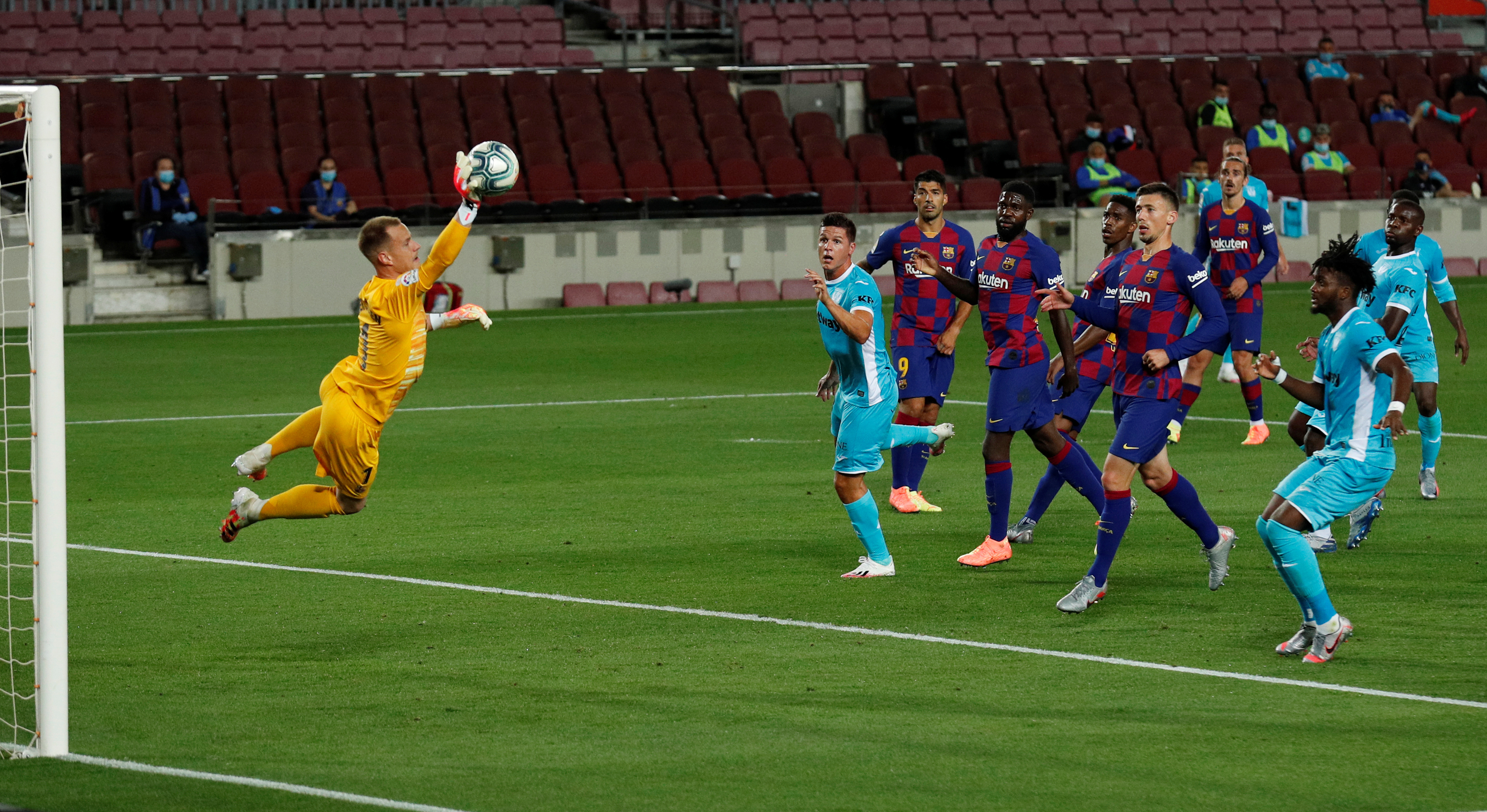 Barcelona's Marc-Andre ter Stegen in action, as play resumes behind closed doors following the outbreak of the coronavirus disease (COVID-19) during the La Liga Santander match between FC Barcelona and Leganes, on Camp Nou, in Barcelona, Spain, on June 16, 2020. Photo:      Reuters