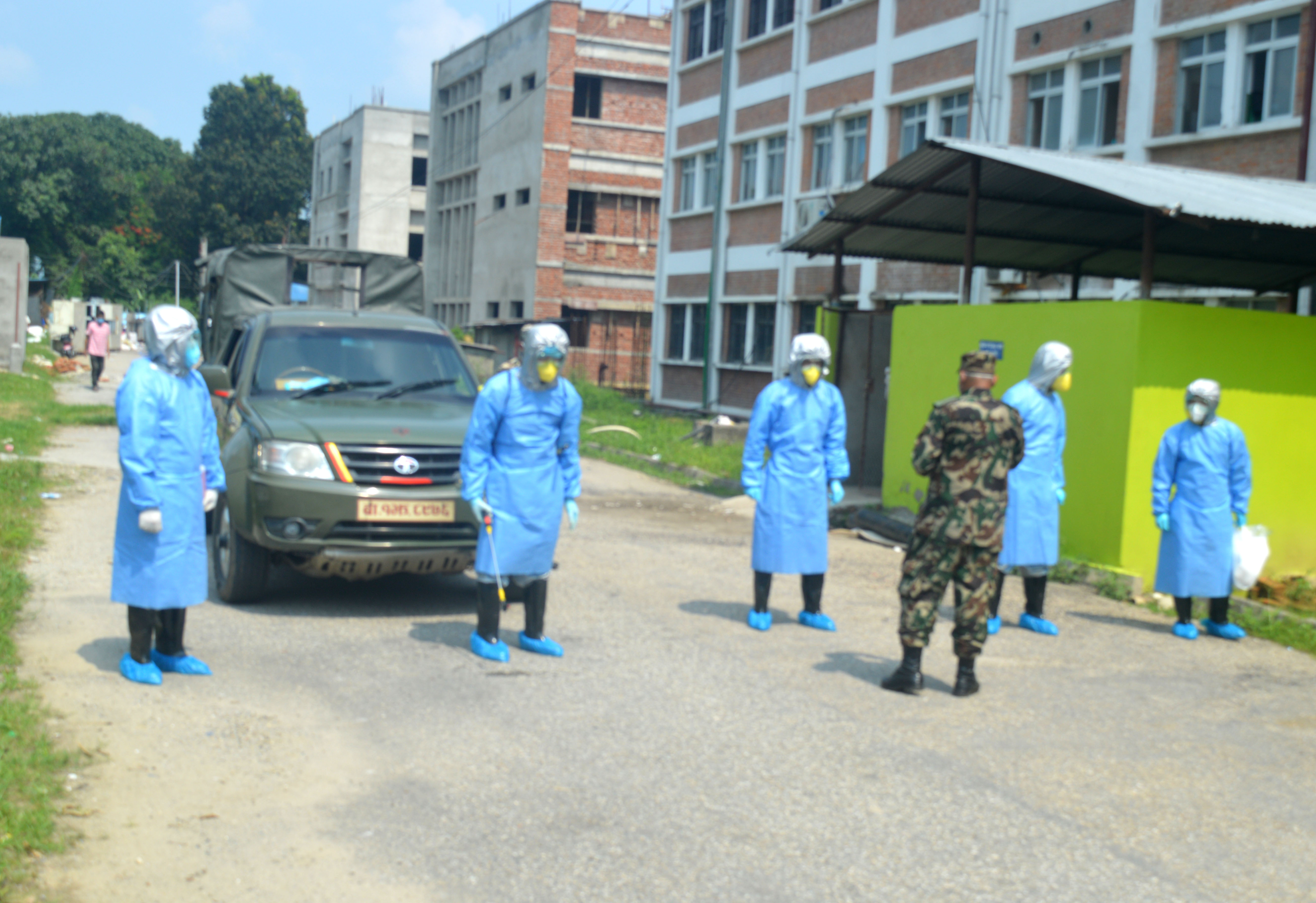 Nepali Army personnel preparing to take the body of COVID-19 patient from a hospital in Bharatpur, on Tuesday, June 09, 2020. Photo: Tilak Ram Rimal/THT