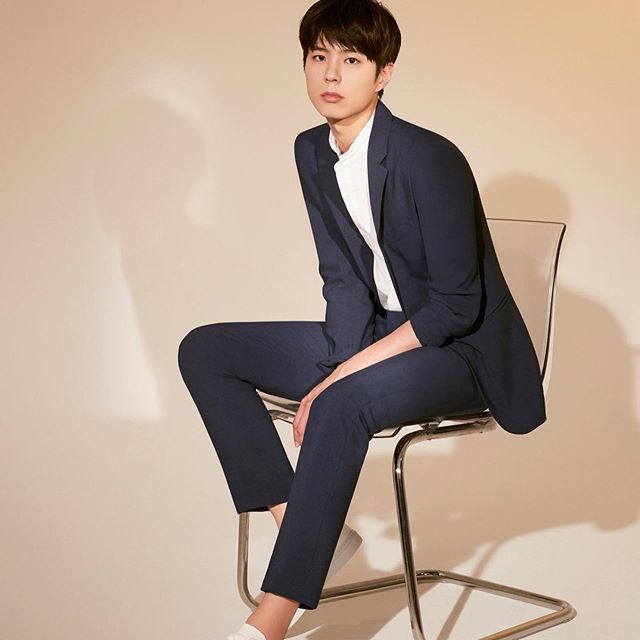 Actor Park Bo-gum enlistment date confirmed for August 31 - The ...