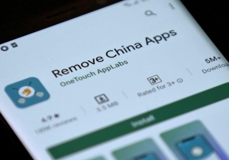 FILE PHOTO: Remove China Apps is seen in the Google Play store on a mobile phone in this illustration taken June 2, 2020. Photo: Reuters