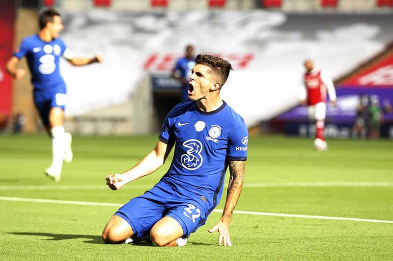 Chelsea's Christian Pulisic celebrates after scoring the opening goal during the FA Cup final soccer match between Arsenal and Chelsea at Wembley stadium in London, England, on Saturday, August 1, 2020. Photo: Adam Davy/Pool via AP