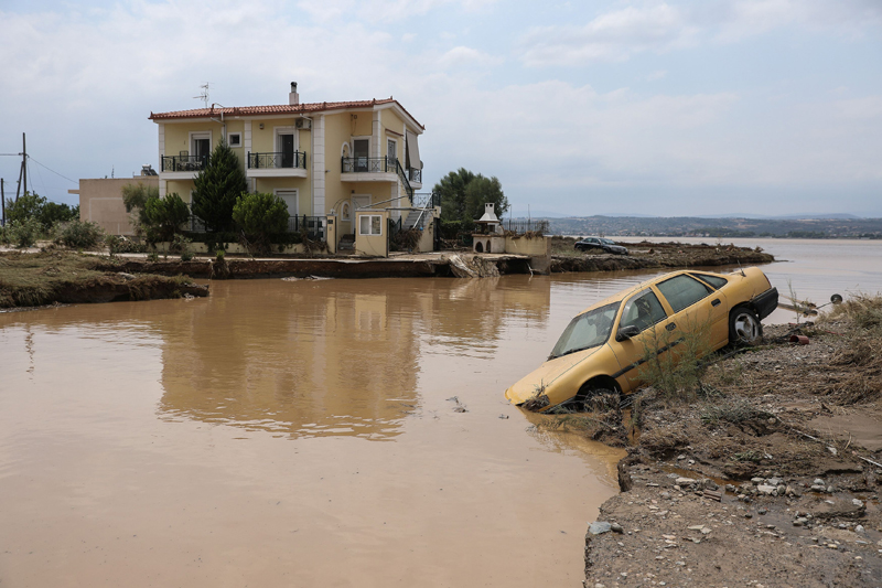 A view of a flooded area of the village of Bourtzi, following flash floods on the island of Evia, Greece, August 9, 2020. Photo: Sotiris Dimitropoulos/Eurokinissi via Reuters