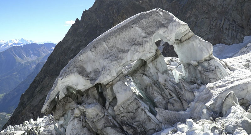 This image taken from a video shows an aerial view of part of the Planpincieux Glacier, which lies under a massif of Mont Blanc, located in the Alps, Friday, Aug. 7, 2020. Photo: AP