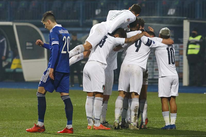 Italy players celebrate after Domenico Berardi scoried his side's second goal during the UEFA Nations League soccer match between Bosnia and Italy, in Sarajevo, Bosnia, Wednesday, November 18, 2020. Photo: AP