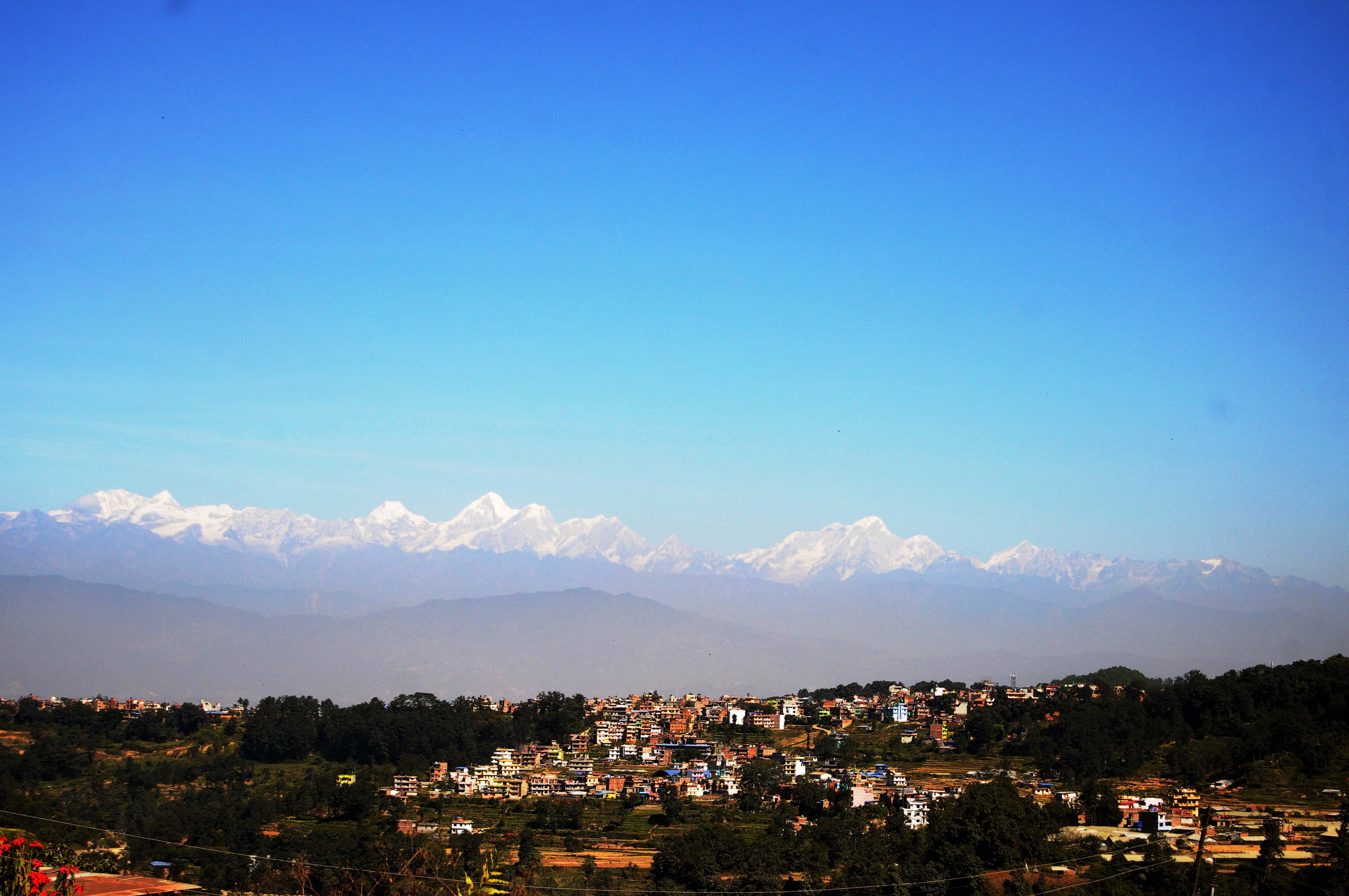 A view of Chapagaun area with mountains covered in fog due to pollution is clicked from Itati, Lalitpur. PHOTO: BALKRISHNA THAPA CHHETRI