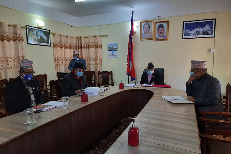 Chief Minister Dormani Poudel and other provincial ministers attend the meeting of the council of ministers of Bagmati Province in Hetauda, Makawanpur district, on Friday, January 1, 2021. Photo: Prakash Dahal/THT