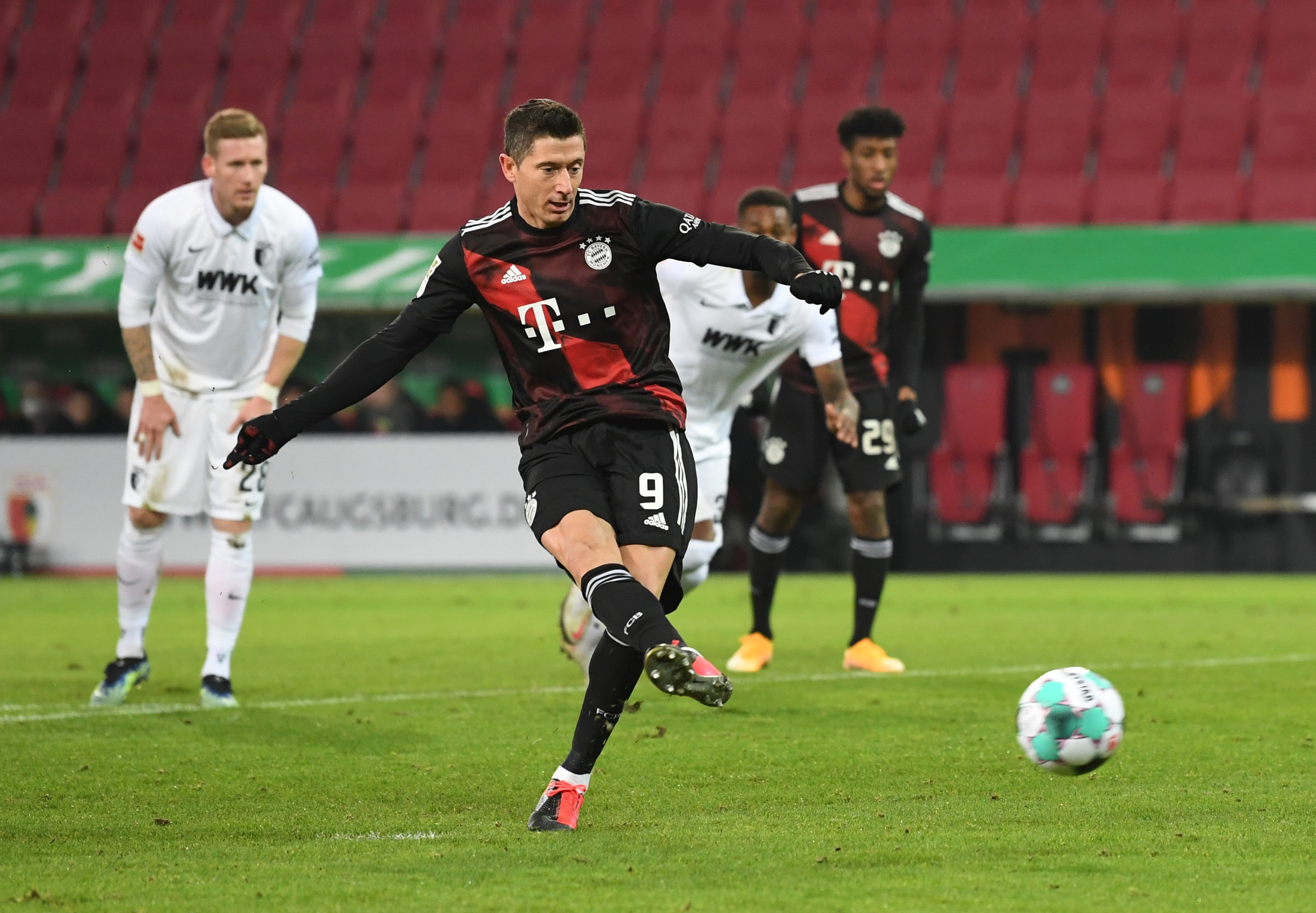 Bayern Munich's Robert Lewandowski scores their first goal from the penalty spot. Photo: Reuters