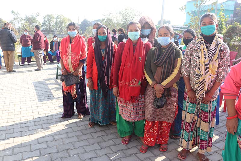 Pregnant women waiting for ultra-sound test at Fulbari Health Post in Dhangadhi Sub-metropolitan City, Kailali district, on Friday, January 1, 2021. Photo: Tekendra Deuba/THT